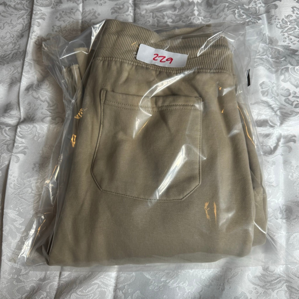 Men's Jordan Craig Sweatpants M Beige Red - Picture 7 of 8